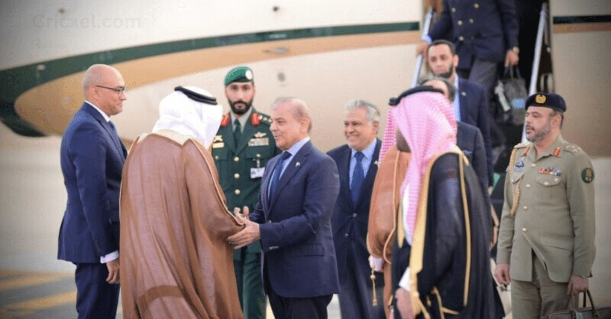PM Shehbaz to Depart for Saudi Arabia Today to Attend Special Meeting